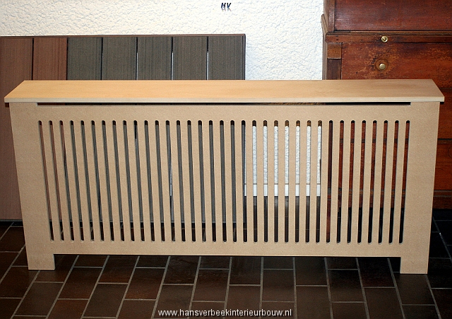 001 Radiatorombouw met luchtdoorvoer onbehandeld.JPG
